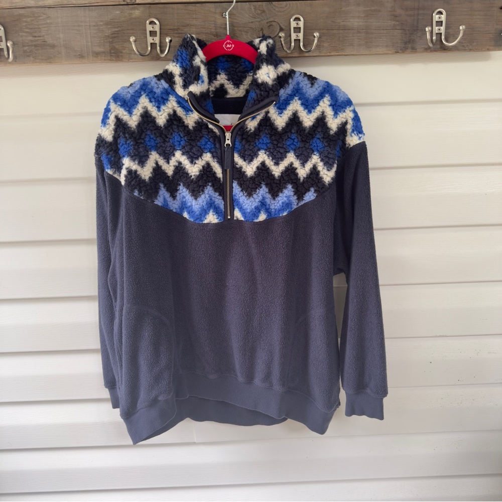 Aerie Women's Blue and Black Chevron Fleece Hoodie
